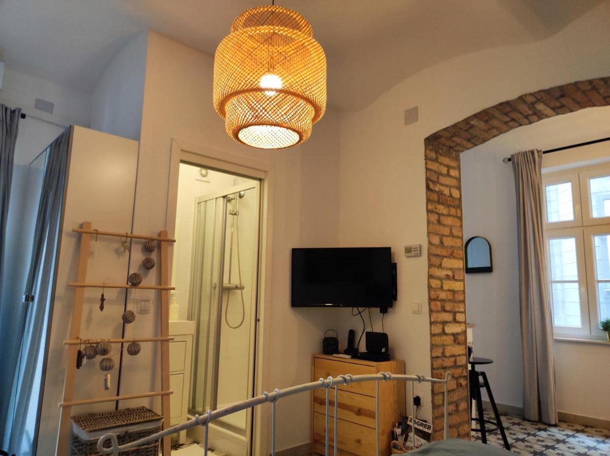 Studio Apartment Frano Zagreb Buitenkant foto